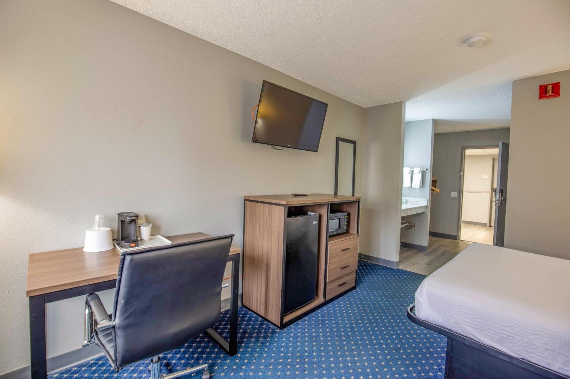 Hotel Super 8 By Wyndham Rockford I-90 Casino District Exteriér fotografie
